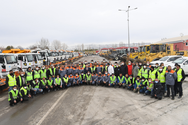 “Bu güzide ekip adeta karı havada yakalayacak”