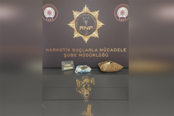 Rize’de yastık içine gizlenmiş uyuşturucu ele geçirildi